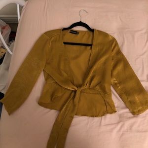 Yellow gold tie blouse
